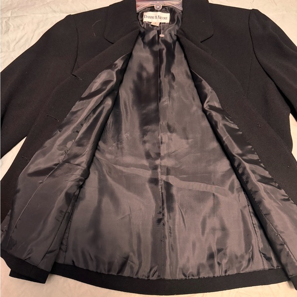 Vintage Skirt Set - Picture 6 of 7